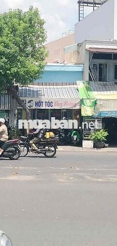 BÁN ĐẤT TẶNG NHÀ - DIỆN TÍCH KHỦNG 256m2 - NGAY ĐƯỜNG CHU VĂN AN, BT