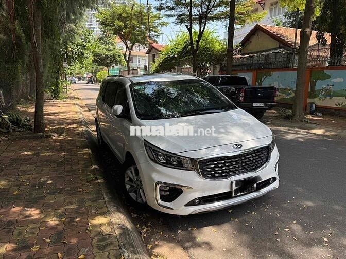 Kia Sedona 2019 2.2 dầu full cao cấp xe nhà dùng
