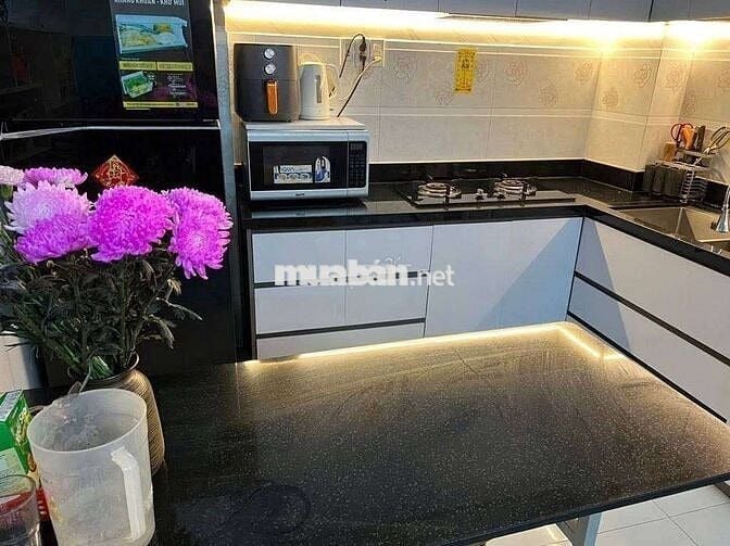 BÁN NHÀ HẺM ÔTÔ 1/ GẦN MẶT ĐƯỜNG, NHÀ CHỦ XÂY ĐÚC KIÊN CỐ 2TẦNG 3PN