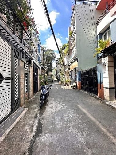 Mình Chính Chủ Bán - Thiên Phước - HXH - DT 4.3m x 10m