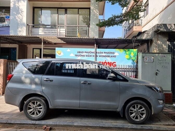 Toyota Innova 2017 2.0E - 140000 km