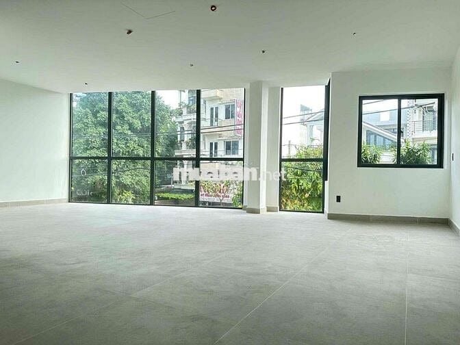 TÒA NHÀ VP TRƯỜNG THỌ THỦ ĐỨC | GẦN CẢNG RẠCH CHIẾC | HẦM 3 TẦNG NỔI