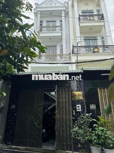 Siêu phẩm Nhà phố đường nhựa rộng 9m