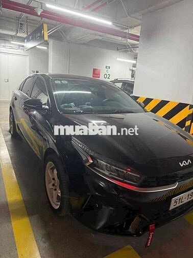 Kia K3 2024 Premium 1.6 AT - 8000 km