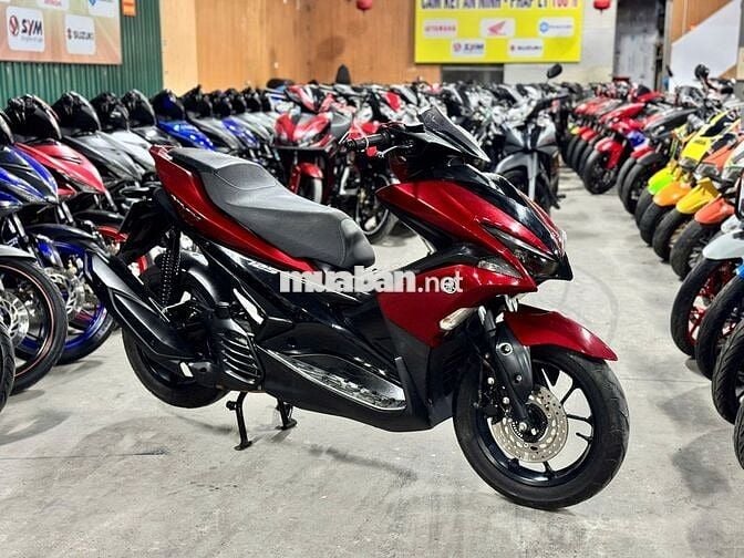 XE MÁYTHANH TÙNG_NVX 125 ĐỎ MẬN NGUYÊN BẢN BAO ZIN