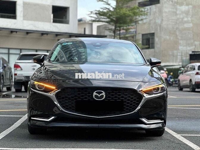 Mazda 3 2022 1.5L Premium - 61000 km