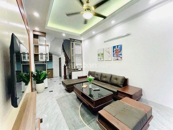 🏠 BÁN NHÀ PHỐ NGUYỄN VĂN CỪ – NGÕ THÔNG, Ô TÔ VF3 QUA NHÀ! 
