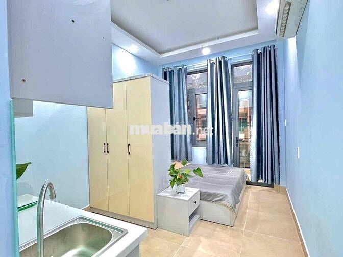 PHÒNG FULL NỘI THẤT BAN CÔNG THOÁNG SÁNG Ở BÌNH THẠNH GẦN Q1,Q3