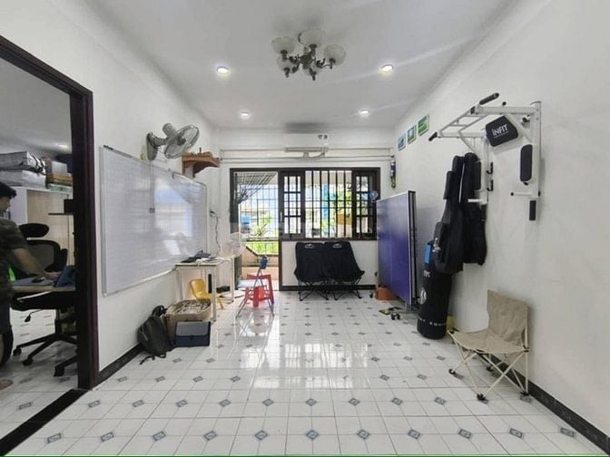 Chung cư Trần Quốc Thảo, P6, Q3: 74m2, 2p ngủ, máy lạnh, 9tr5/tháng