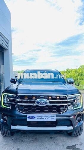 Ford Everest đi lướt. như mới ***
