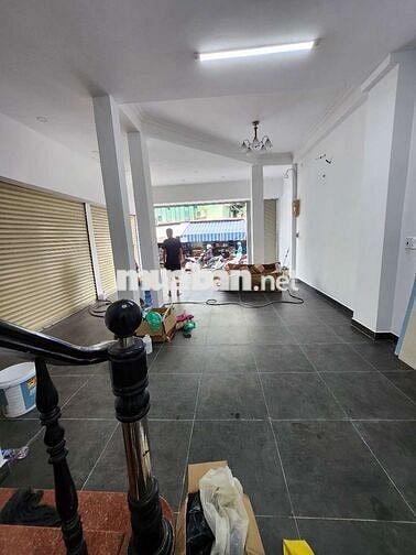 NHÀ GÓC CHỢ VĂN THÁNH, 5,6X11, 1TR,2L,3PN,4WC,HỢP SALON, KD...