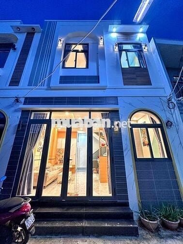 NHÀ ĐẸP LỘ OTO GẦN BỆNH VIỆN DA LIỄU ĐƯỜNG 3/2