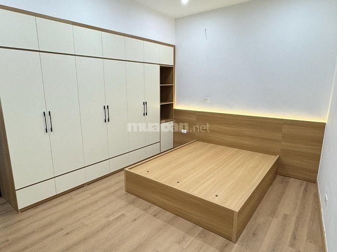 BÁN NHÀ THANH XUÂN CHÍNH KINH 55M² × 4,5 TẦNG Ô TÔ TRÁNH 20M - MT 8M 