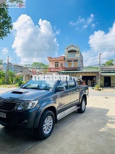 Xe Toyota Hilux 3.0G 4x4 MT 2014 - 425 Triệu