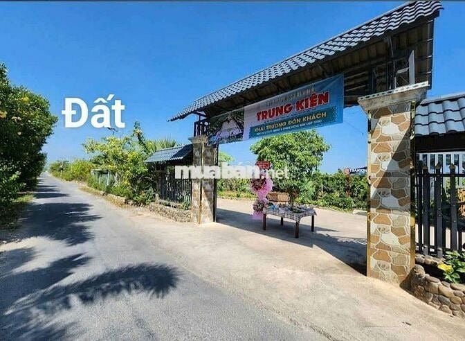 2400m2 toàn bộ thổ cư,kẹt tiền bán gấp