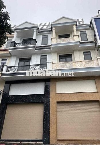 RẺ NHẤT KHU - CHO THUÊ NHÀ 3 LẦU MẶT TIỀN HOÀNG HOA THÁM CHỈ 17 TRIỆU