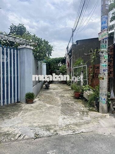 CHỈ 2 TỶ NHÀ RIÊNG , SỔ HỒNG RIÊNG GẦN MẶT TIỀN PHAN VĂN HỚN .CHỢ XTT