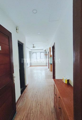 Chính chủ cho thuê căn hộ góc toà CT3 chung cư Thái Hà, Bộ Công An