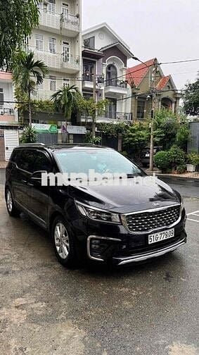 Kia Sedona 2019 Luxury D - 134000 km