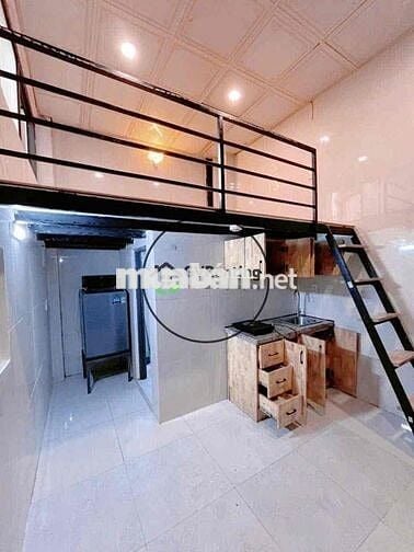 DUPLEX GÁC CAO CỬA SỔ THOÁNG BAN CÔNG SẴN MÁY LẠNH