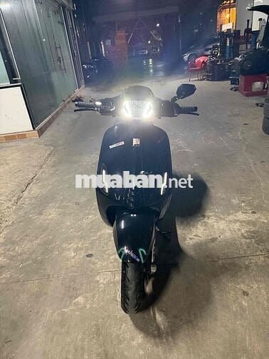 vespa Sprint 2020 đen chính chủ