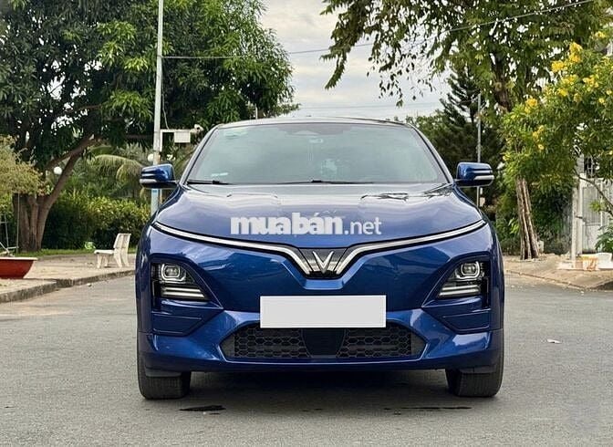 VinFast VF6S 2024, màu xanh