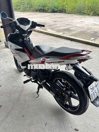 Xe máy Yamaha Exciter 2016 màu trắng đỏ