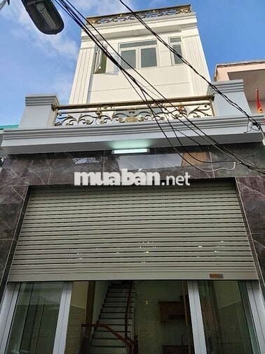 Bình Tân - bán nhà 4 tầng 3PN, 3Wc ,36m2 đường chiến lược- 4 tỷ 8