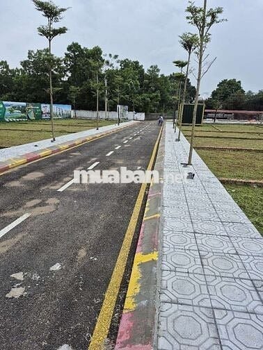 "Đất vàng Hòa Lạc - đón đầu Hồ Tây - Ba Vì và Metro 12!"