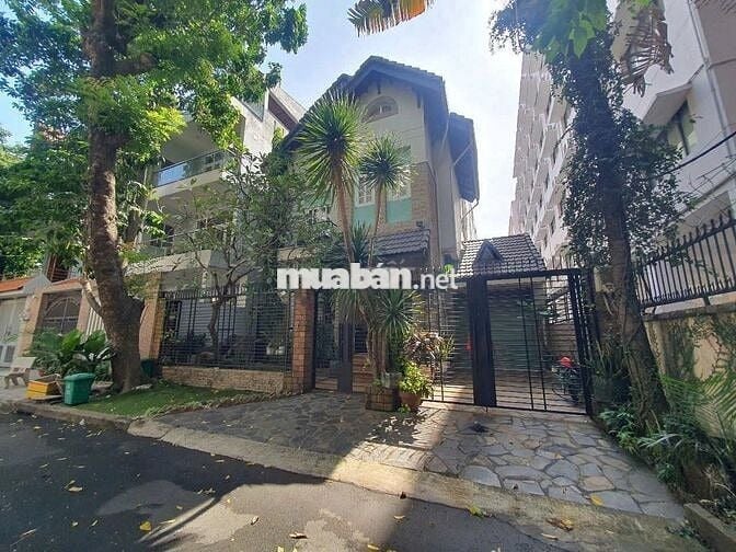 🏡 Biệt Thự Cho Thuê HXH Nguyễn Minh Hoàng_10x20m,Trệt 3 Lầu, Gara Ô Tô