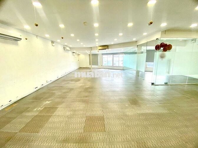 Cho thuê văn phòng đường Út Tich, dt 170m² 2 hầm 1 trệt 1 lửng 6 lầu