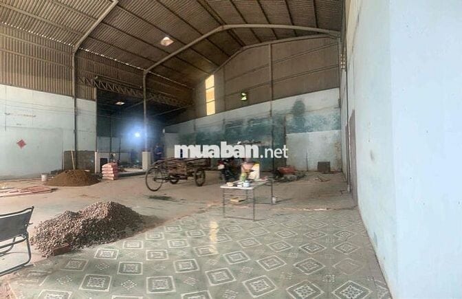 nhà xưởng cho thuê 350m gct 20tr/th cho ký hợp đồng dài hạn đường xe t