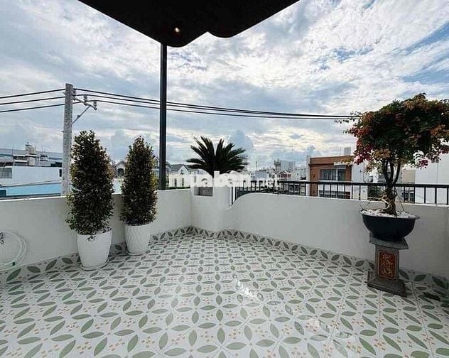 NHÀ MẶT TIỀN ĐƯỜNG NGUYỄN DUY CUNG 100m2