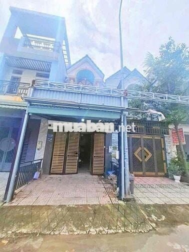 Cho thuê nhà 1T1L, phường Hoá An (cũ), sân xe hơi, 3PN.