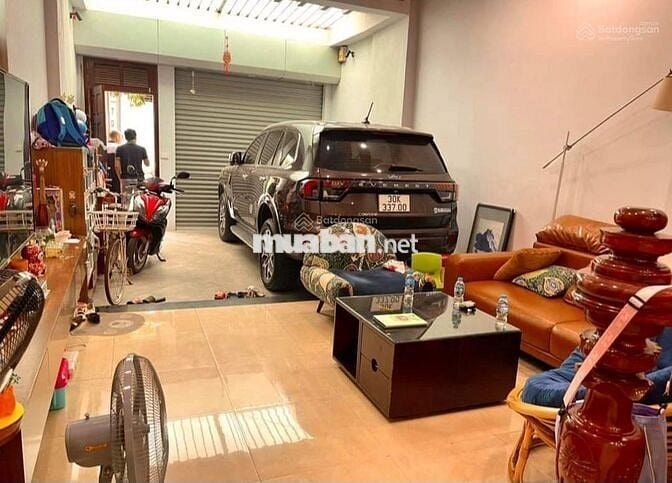 Bán nhà Nguyễn Khánh Toàn, Cầu giấy, Ô tô đỗ, kinh doanh, 2 thoáng