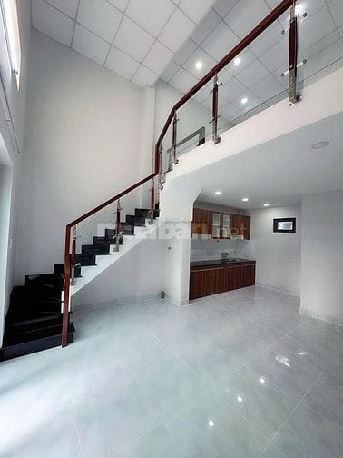 Tầm 4 Tỷ, Hiếm Có Căm Nào Ngay Trung Tâm Quận 2- Mới Đẹp-Sổ Riêng