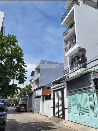 Bán nhà(HÓT)-3Tầng-DT70m2-3PN-ÔTÔ ĐẬU CỬA-vĩnh Hoà-Nha Trang-chỉ 4ty5 