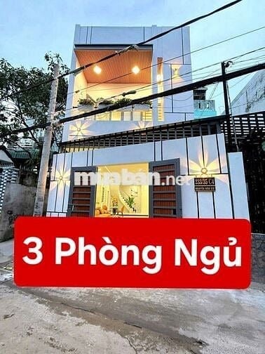 NHÀ GÓC 2 MẶT TIỀN - HẺM 233 NGUYỄN VĂN CỪ