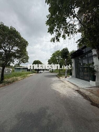 Siêu phẩm nhà phố, KDC Anh Tuấn, Nhà Bè, 4 tầng, 4pn, giá chỉ 11, 9tỷ.