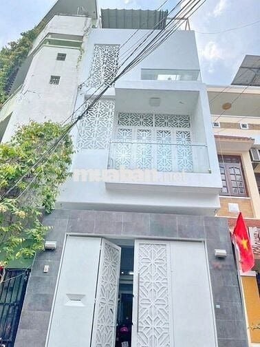 Nhà đep mặt tiền hẽm 14m , 64m² quận 7