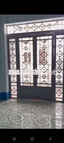 Chủ dễ tính cho thuê cố định lâu dài