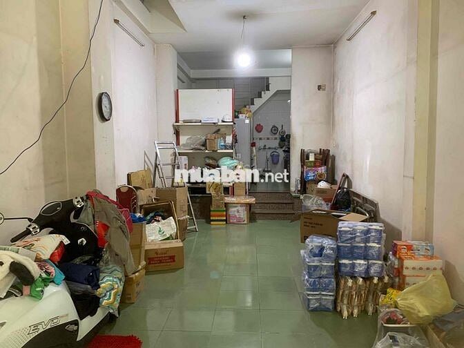 Mặt Bằng Kinh Doanh Sầm Uất Rộng Rãi 48m2 ở lại được