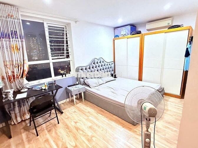 Bán gấp Căn Hộ số 3 Nguyễn Huy Tưởng, 103m2,3N,2WC, giá 8.9 tỷ