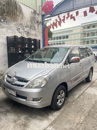 Toyota Innova chính chủ 2 gian lanh_Đăng kiểm mới