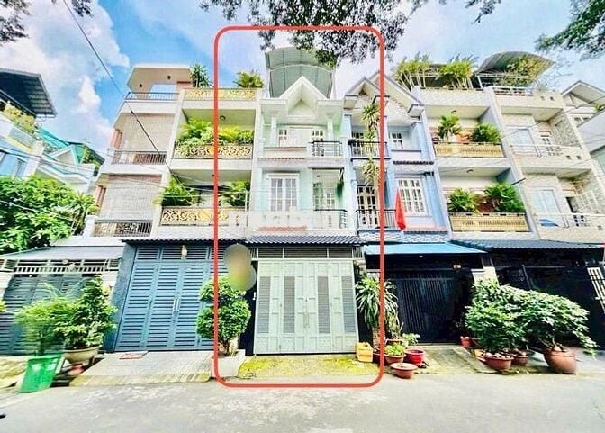 10 TỶ- 3 tầng-K300 thứ 2- sát AEON Tân Phú- DT 4x20m-View công viên