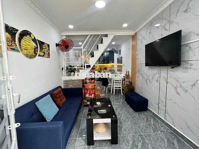 NHÀ NGUYÊN CĂN - 1 TRỆT 1 LẦU 2 PHÒNG NGỦ siêu rộng gần KCX TÂN THUẬN