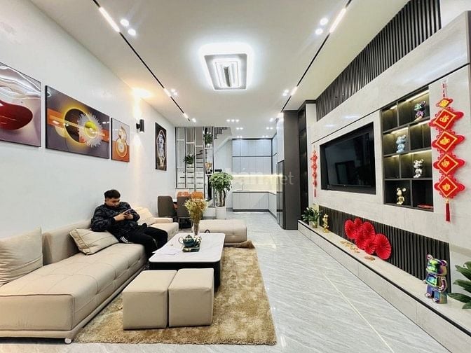 Siêu Hiếm! Bán nhà Tô Vĩnh Diện, Ô tô, 20m ra Phố, 48m2, MT 4,4m, 16 T