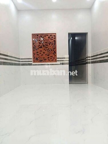 nhà mới xây ngay công viên ht13 ô tô đậu cửa hẻm 6m, có 1 máy lạnh