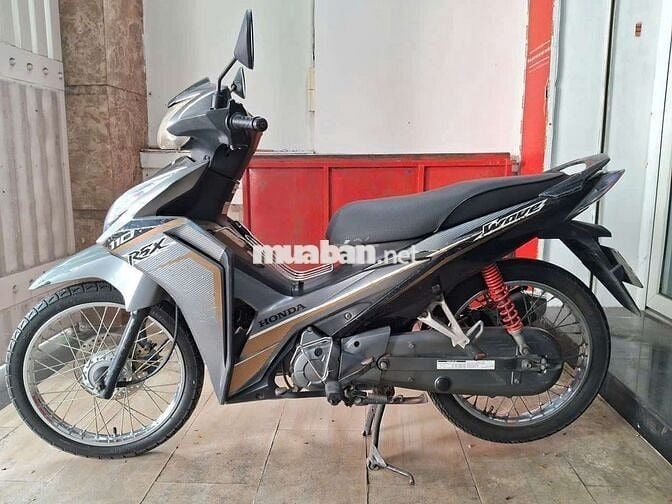 Xe máy Honda Wave RSX màu xám, sản xuất 2013