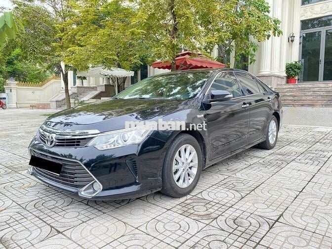 Cần bán Camry SX 2015 2.0E, ĐK 2016 - 69000 km